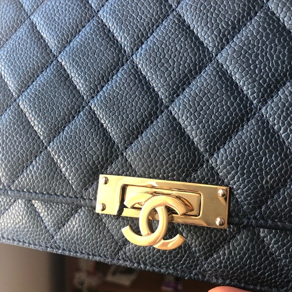 SOLD Chanel wallet on chain WOC Golden Class Navy - Picture 2 of 16